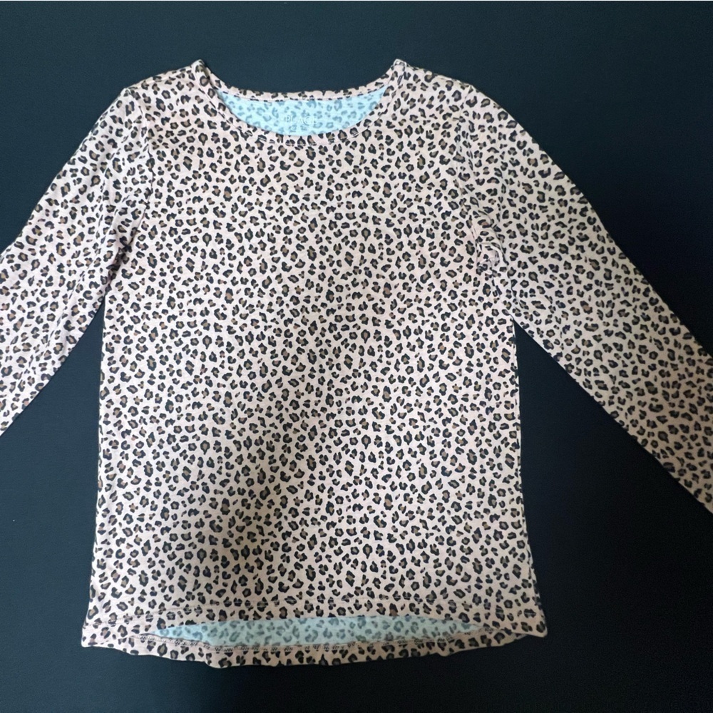 CHILDREN’S PLACE PINK/BROWN/BLACK PATTERNED LONG SLEEVE TOP
LG (10-12)